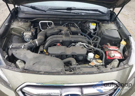 2019 Subaru Outback 2.5I Premium из США, поврежденный, VIN 4S4BSAFC2K3356134